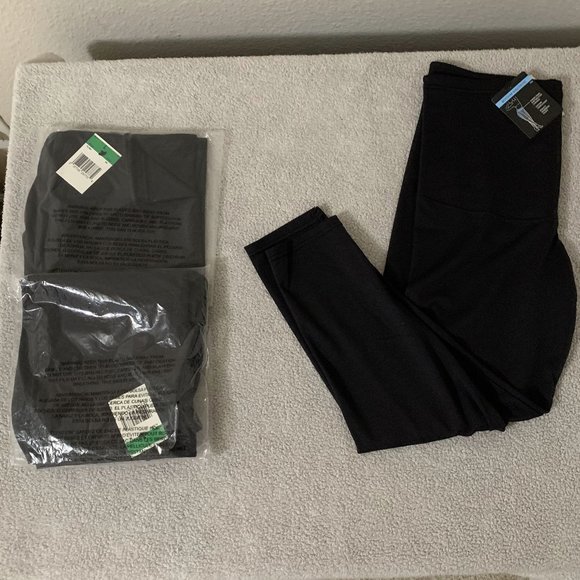 Maidenform Other - NWT Bottom Solutions Shaping Leggings (3 pack)